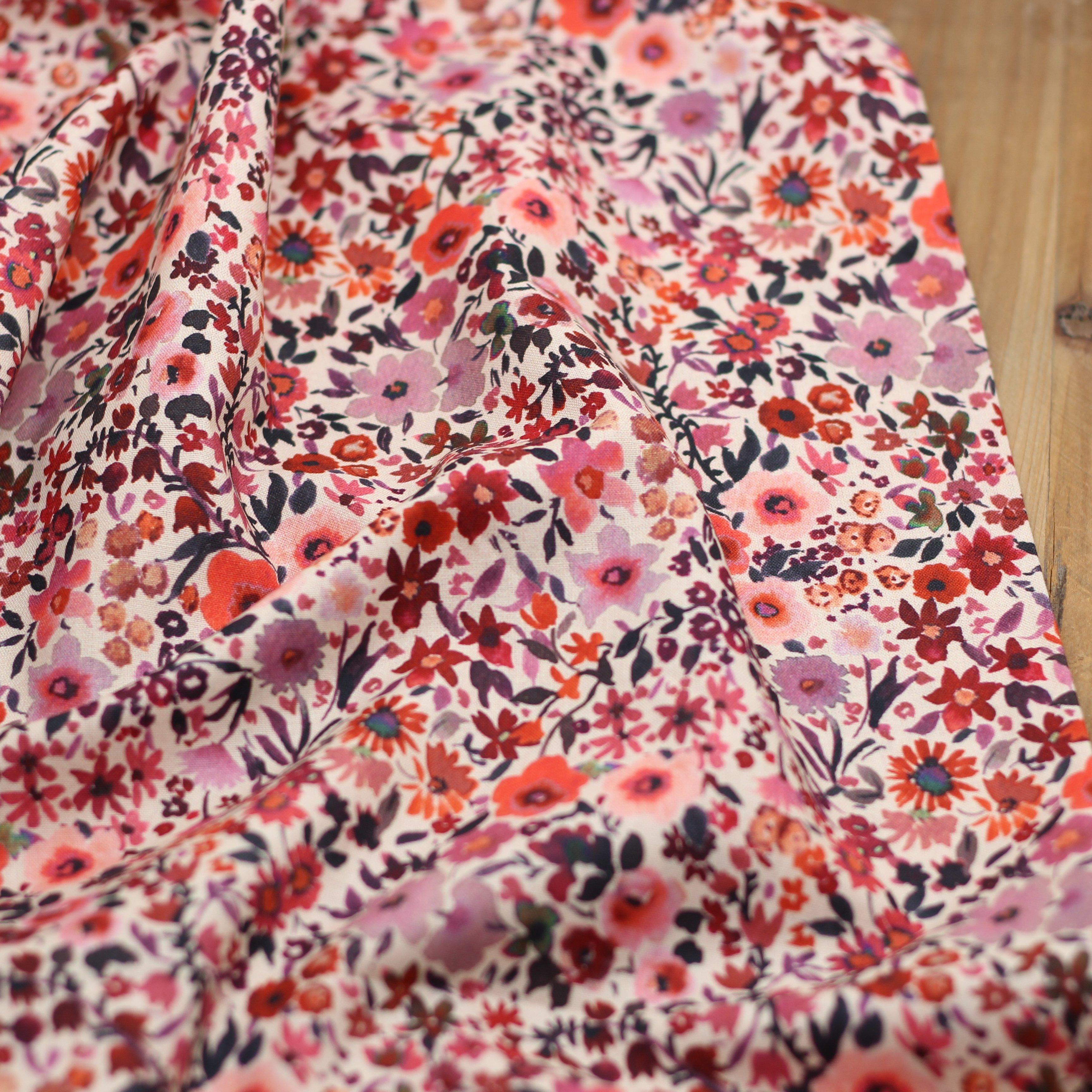 Tissu Popeline de coton - Aquarelle Fleurs (Vendu x10cm) Tissus POPPY Design For You | Gaspard et Léonie Tissus Mercerie Toulouse