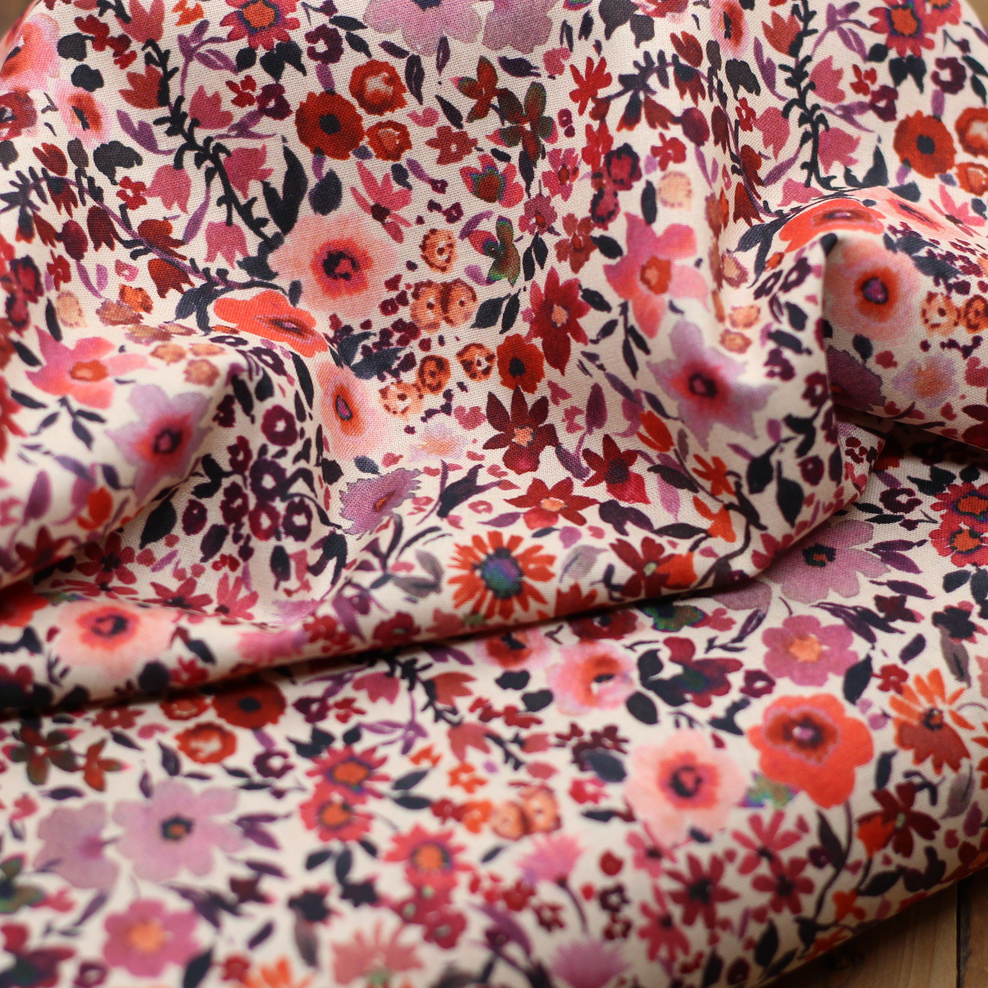 Tissu Popeline de coton - Aquarelle Fleurs (Vendu x10cm) Tissus POPPY Design For You | Gaspard et Léonie Tissus Mercerie Toulouse