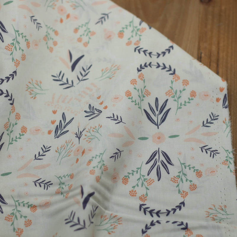 Tissu Popeline de Coton - Birth Flowers - Ecru (Vendu x10cm) Tissus katia Fabrics | Gaspard et Léonie Tissus en ligne et Mercerie à Toulouse