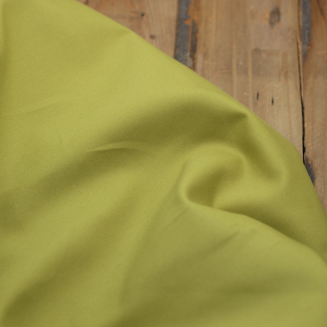 Tissu Sergé de coton - CLEO - Vert Mousse - Fibre Mood (Vendu x10cm) Tissus Sélection _FIBRE MOOD | Gaspard et Léonie Tissus en ligne et Mercerie à Toulouse