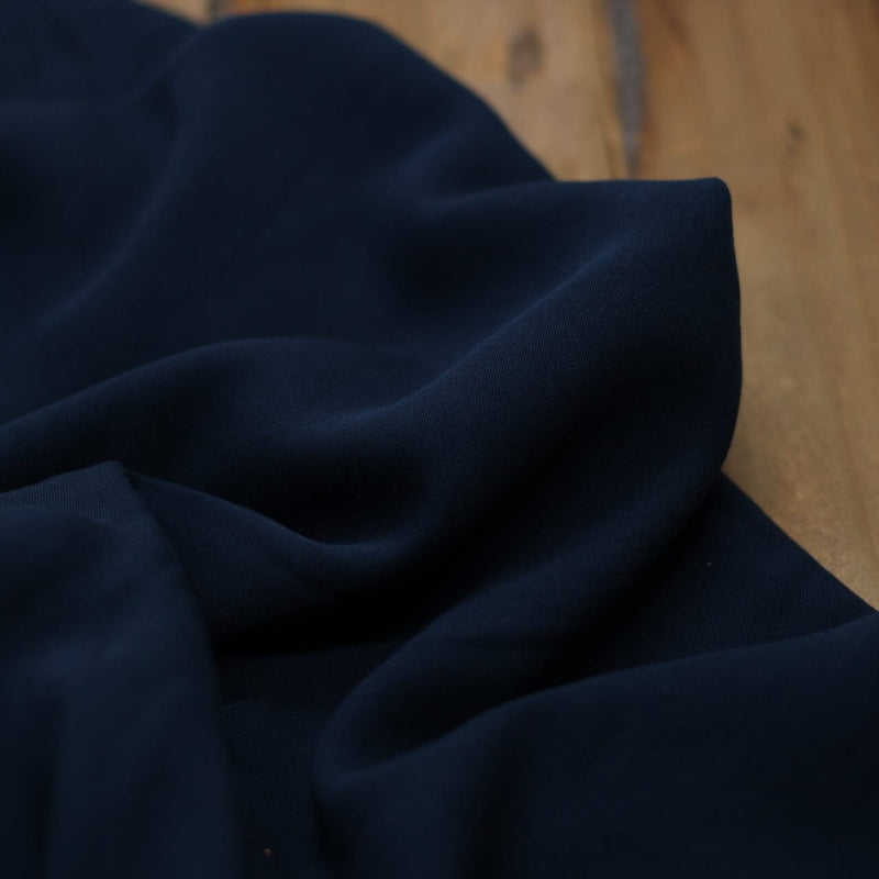 Tissu Twill de Viscose Unie - Marine (Vendu x10cm) Tissus Sélection Gaspard & Léonie | Gaspard et Léonie Tissus en ligne et Mercerie à Toulouse