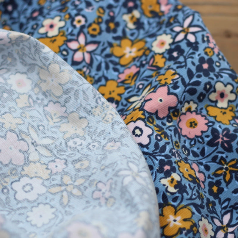 Tissu Velours milleraies - Fleuri - Bleu (vendu x10cm) Tissus Sélection Gaspard & Léonie | Gaspard et Léonie Tissus en ligne et Mercerie à Toulouse