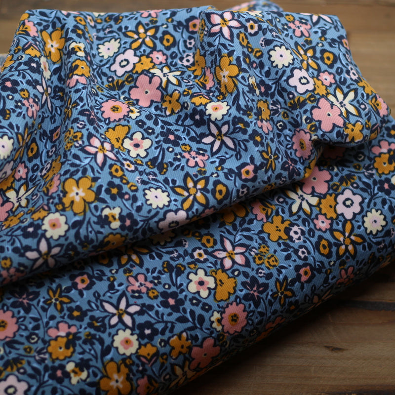 Tissu Velours milleraies - Fleuri - Bleu (vendu x10cm) Tissus Sélection Gaspard & Léonie | Gaspard et Léonie Tissus en ligne et Mercerie à Toulouse
