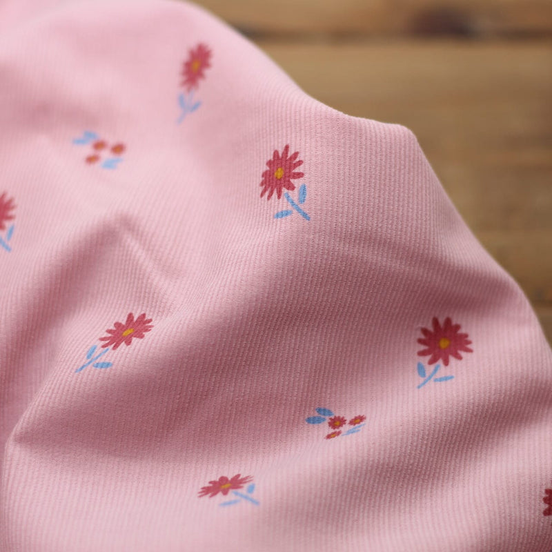 Tissu Velours milleraies - RETRO FLOWERS - Rose - KATIA Fabrics (vendu x10cm) Tissus katia Fabrics | Gaspard et Léonie Tissus en ligne et Mercerie à Toulouse