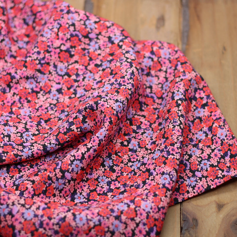 Tissu Viscose - FLEURETTE - Noir (Vendu x10cm) Tissus Sélection Gaspard & Léonie | Gaspard et Léonie Tissus en ligne et Mercerie à Toulouse