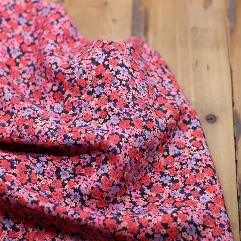 Tissu Viscose - FLEURETTE - Noir (Vendu x10cm) Tissus Sélection Gaspard & Léonie | Gaspard et Léonie Tissus en ligne et Mercerie à Toulouse
