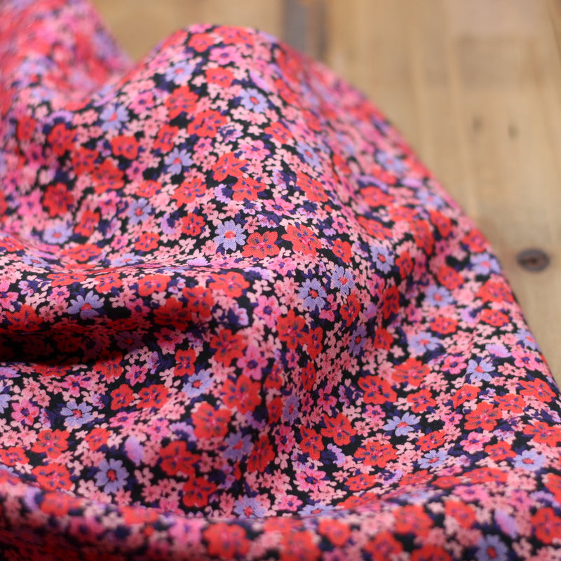 Tissu Viscose - FLEURETTE - Noir (Vendu x10cm) Tissus Sélection Gaspard & Léonie | Gaspard et Léonie Tissus en ligne et Mercerie à Toulouse