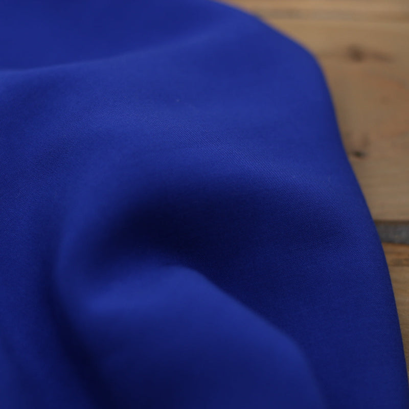 Tissu Viscose Unie - Bleu Royal (Vendu x10cm) Tissus Sélection Gaspard & Léonie | Gaspard et Léonie Tissus en ligne et Mercerie à Toulouse