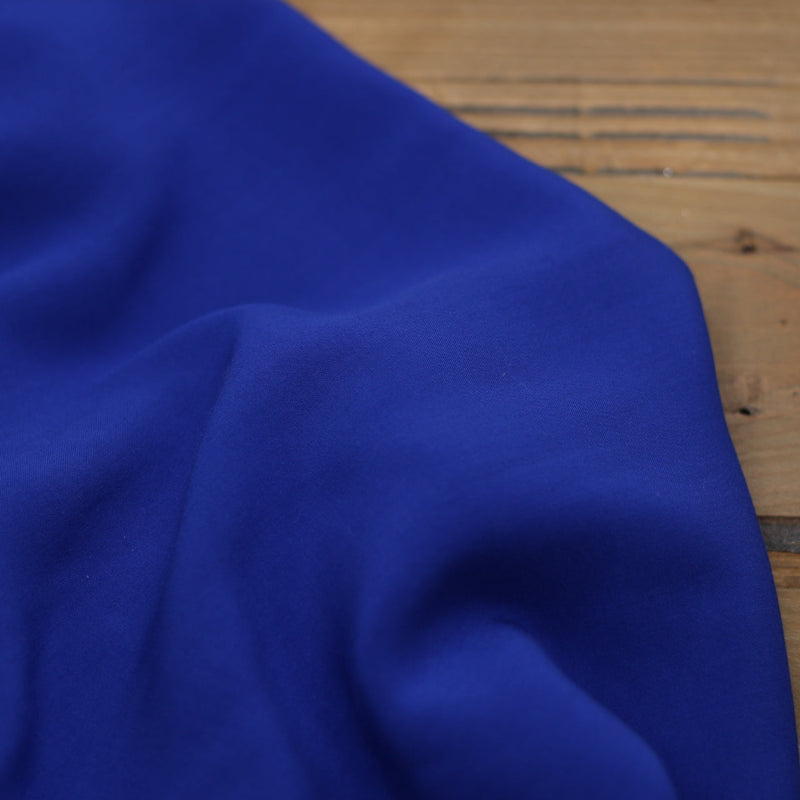 Tissu Viscose Unie - Bleu Royal (Vendu x10cm) Tissus Sélection Gaspard & Léonie | Gaspard et Léonie Tissus en ligne et Mercerie à Toulouse