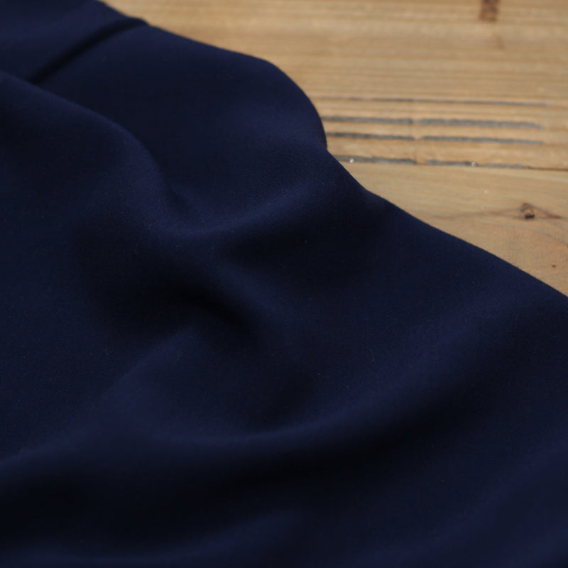 Tissu Viscose Unie - Marine (Vendu x10cm) Tissus Sélection Gaspard & Léonie | Gaspard et Léonie Tissus en ligne et Mercerie à Toulouse