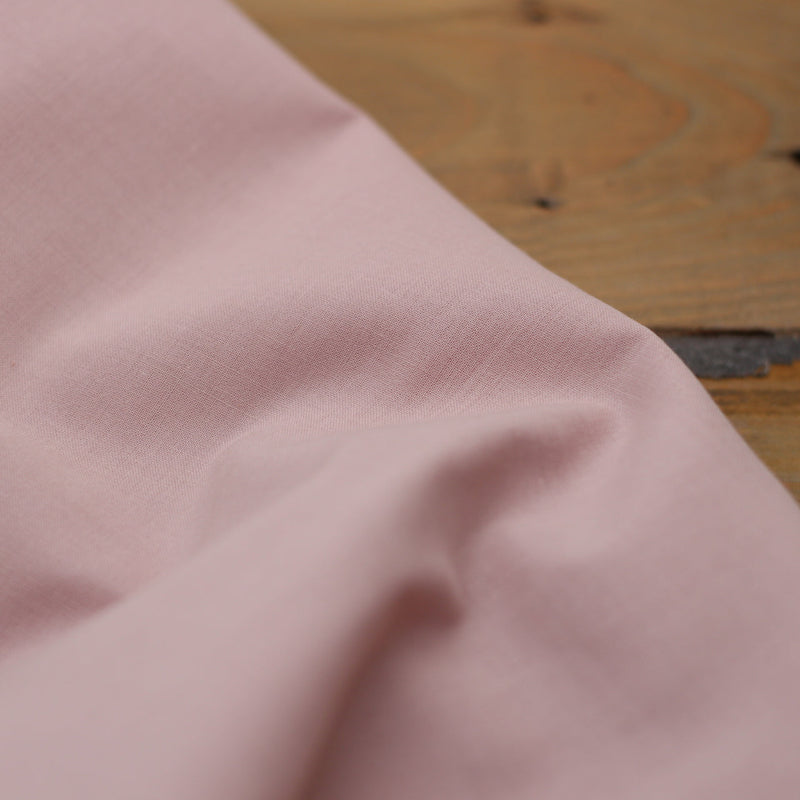 Tissu voile de coton uni Vieux rose (Vendu x10cm) Tissus Sélection Gaspard & Léonie | Gaspard et Léonie Tissus en ligne et Mercerie à Toulouse