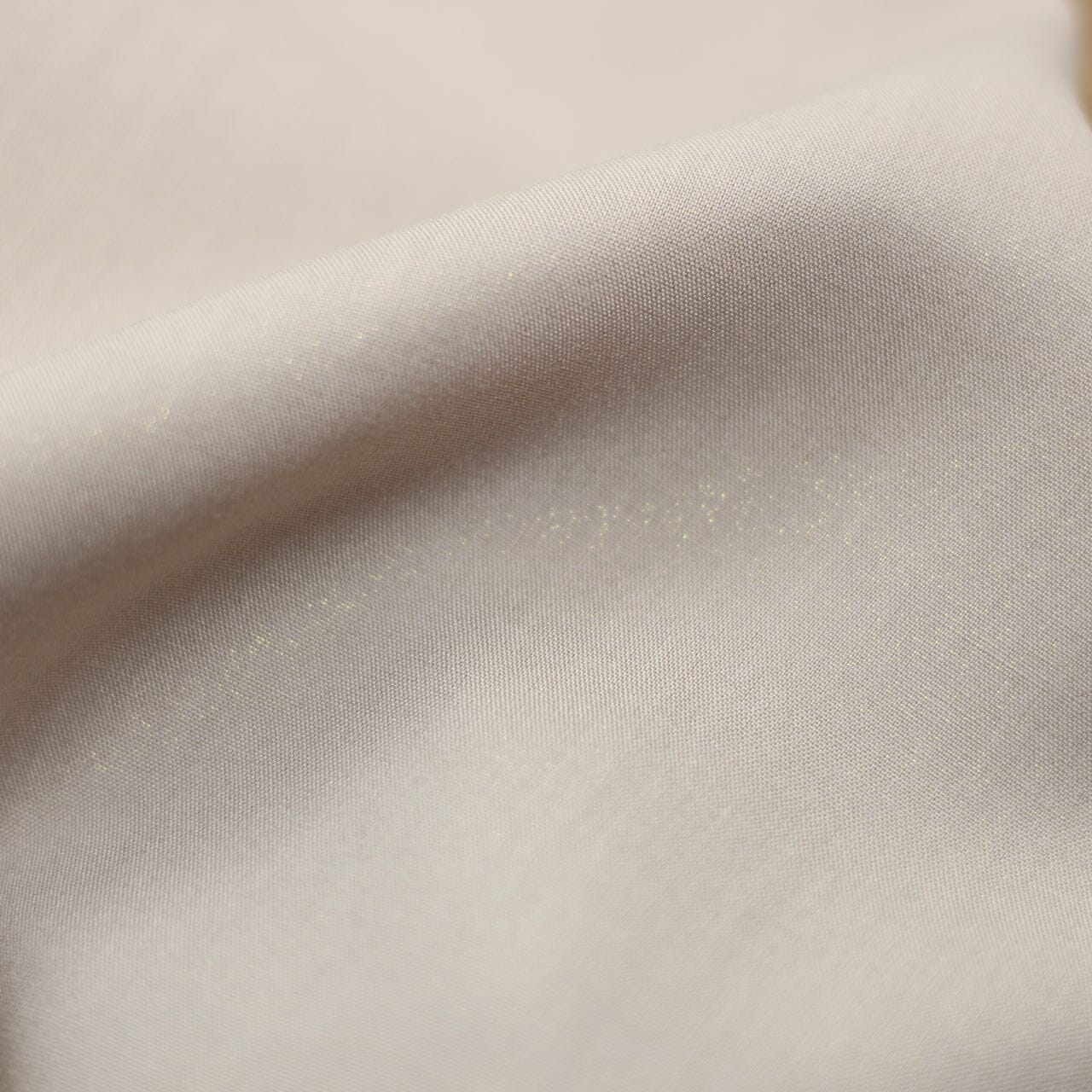 Tissu Voile de Viscose Unie - beige sable Pailleté Or (Vendu x10cm) Tissus Sélection Gaspard & Léonie | Gaspard et Léonie Tissus en ligne et Mercerie à Toulouse