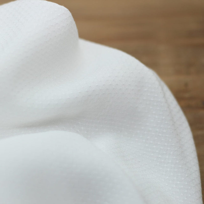 Tissu Voile de viscose Unie Dobby - SERENA Blanc (Vendu x10cm) Tissus Sélection Gaspard & Léonie | Gaspard et Léonie Tissus en ligne et Mercerie à Toulouse