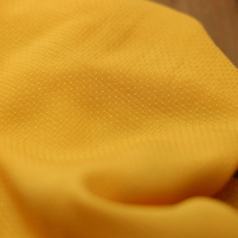 Tissu Voile de viscose Unie Dobby - SERENA Safran (Vendu x10cm) Tissus Sélection Gaspard & Léonie | Gaspard et Léonie Tissus en ligne et Mercerie à Toulouse