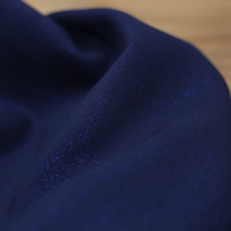 Tissu Voile de Viscose Unie - Marine Pailleté bleu (Vendu x10cm) Tissus Sélection Gaspard & Léonie | Gaspard et Léonie Tissus en ligne et Mercerie à Toulouse